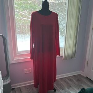 Chic Scarlet Long Sleeve Dress